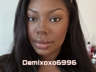 Demixoxo6996