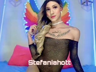 Stefaniahott