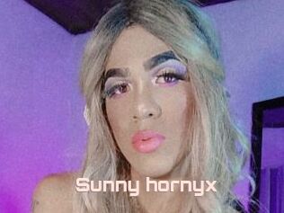 Sunny_hornyx